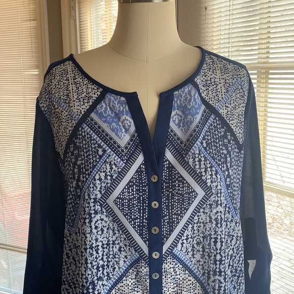 RW & Co Blue Blouse size L - Picture 2 of 6